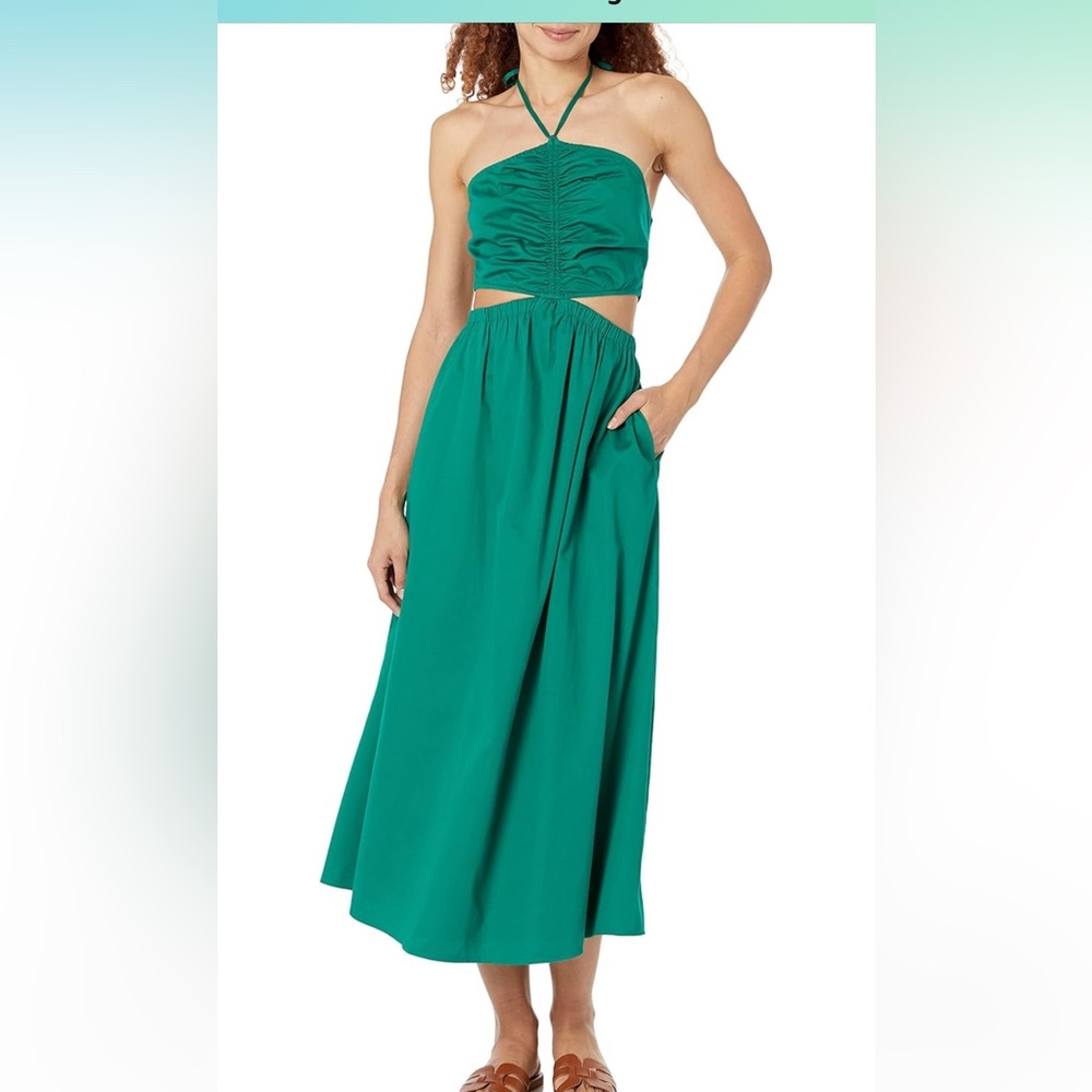 Elegant Green Maxi Dress with cutout detail💚 size Large NWT